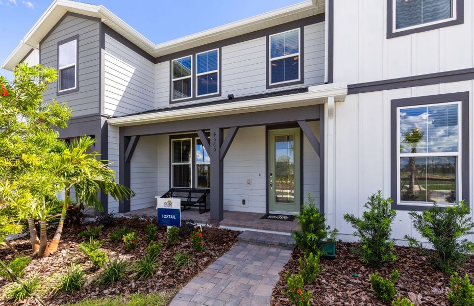 Representative exterior details of a home built from the Foxtail - Interior Unit by Pulte Homes in Parkside Trails, Clermont (Image 3).