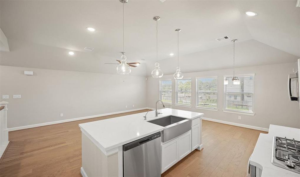 Farmhouse sink in kitchen