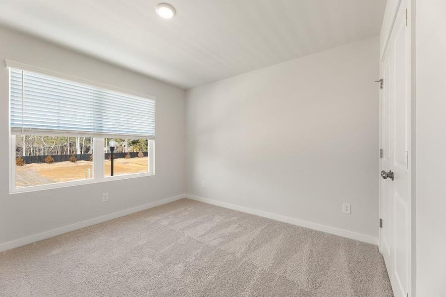 Spacious, unfurnished interior of a new home in Parkview Estates, South Fulton (Image 16).