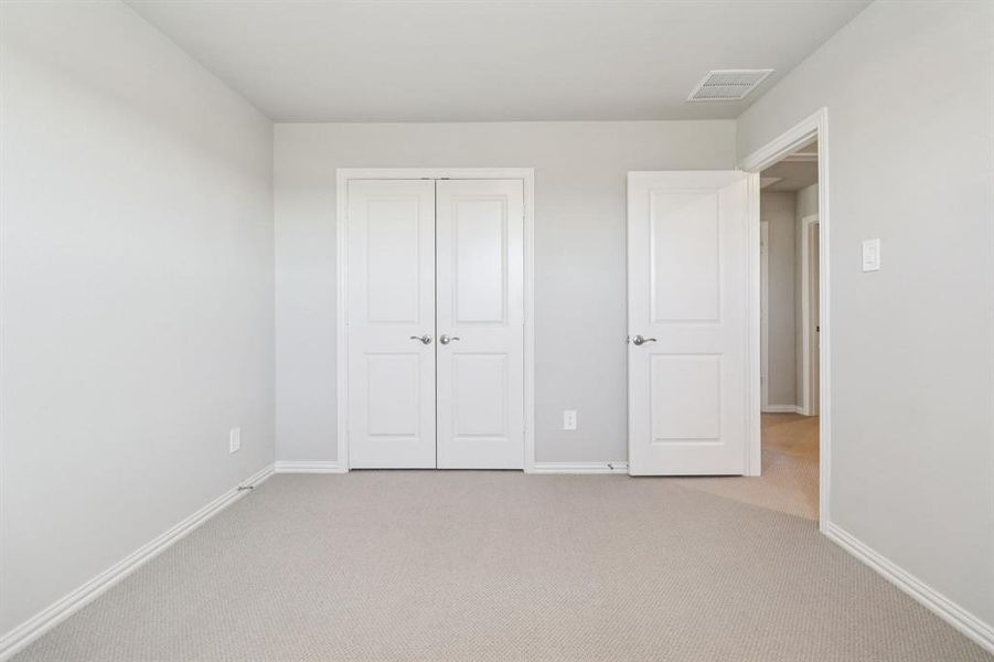 Photo is not of the actual home, but is an inspirational photo of builder’s model home and may depict options, furnishings, and/or decorator features that are not included.