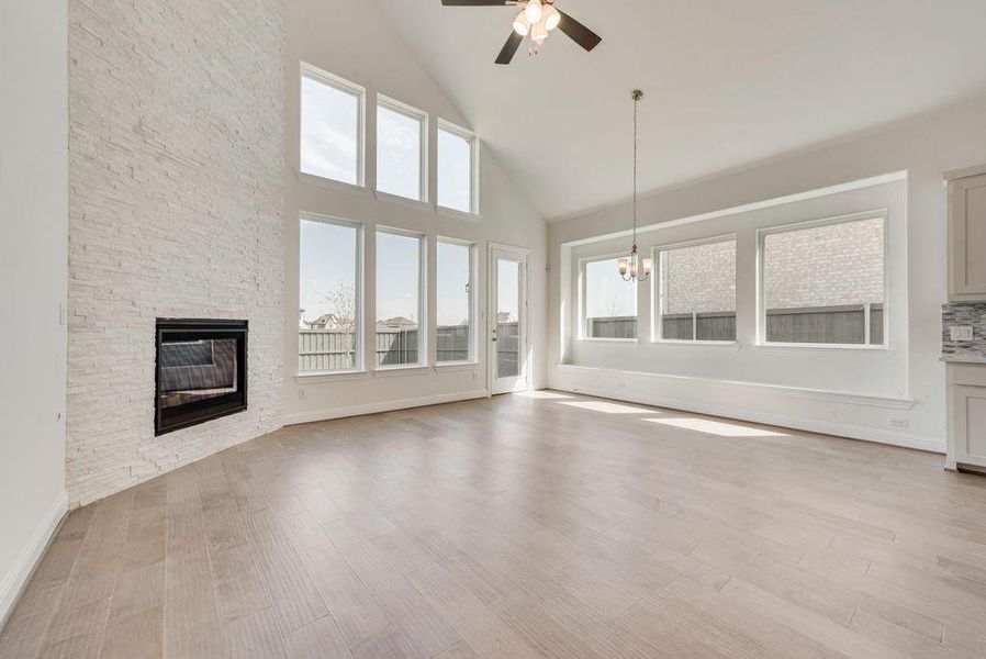 Spacious, unfurnished interior of a new home in Prairie Ridge, Midlothian (Image 28). Spacious, unfurnished interior of a new home in Prairie Ridge, Midlothian (Image 28).