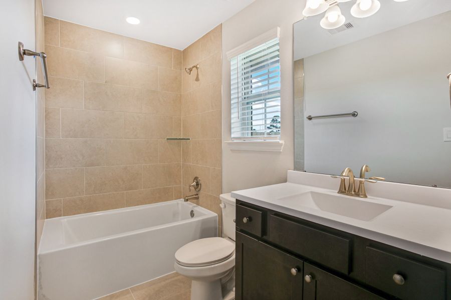 Furnished interior view inside a new home in Bayou Maison, Dickinson (Image 12).