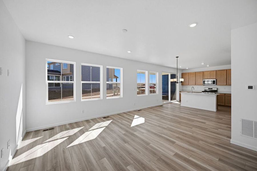 Spacious, unfurnished interior of a new home in The Aurora Highlands, Aurora (Image 8). Spacious, unfurnished interior of a new home in The Aurora Highlands, Aurora (Image 8).
