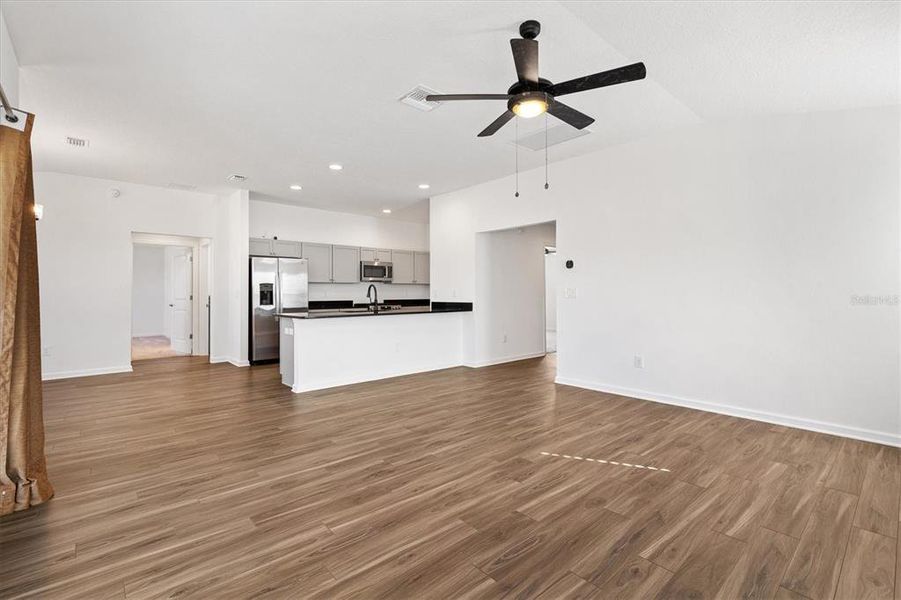 Spacious, unfurnished interior of a new home in , The Villages (Image 15).