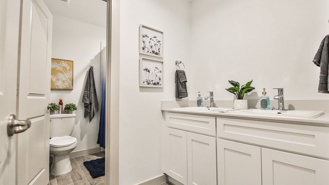 Representative furnished interior of a home built from the The Holden by D.R. Horton in Abbey Glen, Lubbock (Image 11). Representative furnished interior of a home built from the The Holden by D.R. Horton in Abbey Glen, Lubbock (Image 11).
