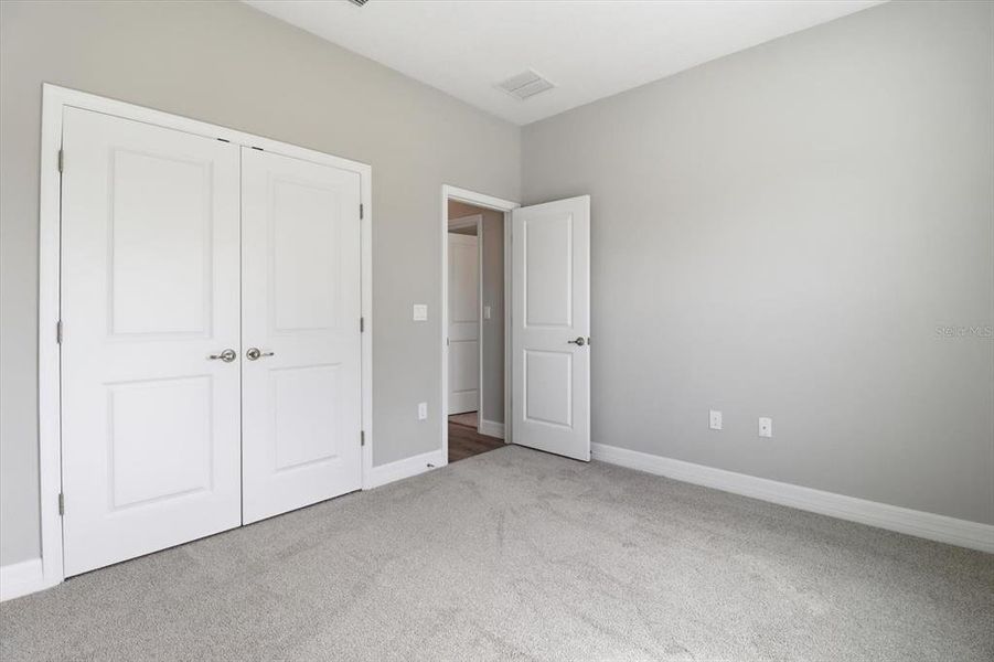 Spacious, unfurnished interior of a new home in , Ocala (Image 35).