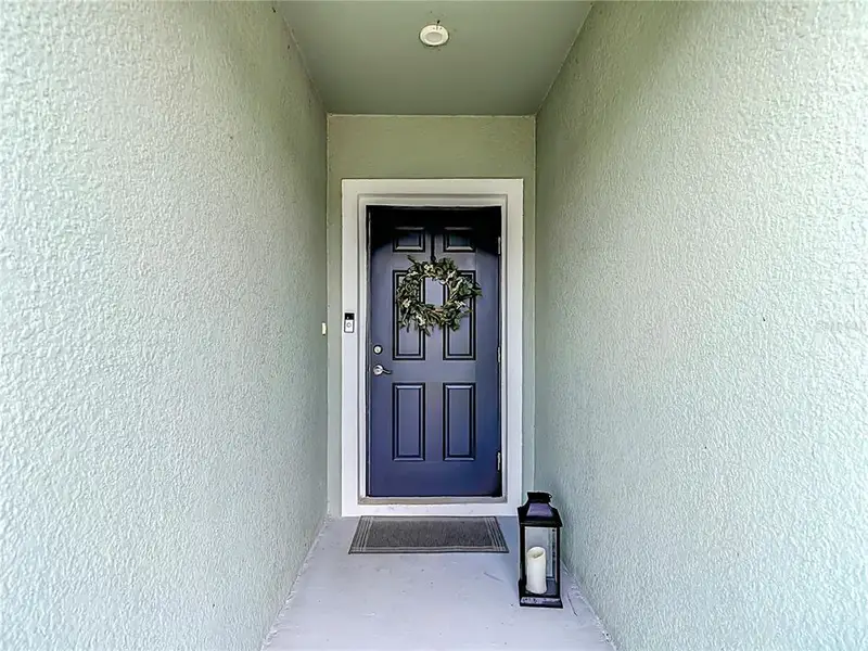 Exterior details and patio area of a home in , Brooksville (Image 3).