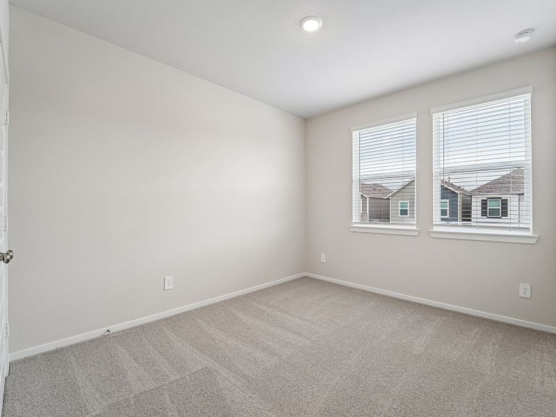Spacious, unfurnished interior of a new home in Pinewood Trails - City Series, Atascocita (Image 14).