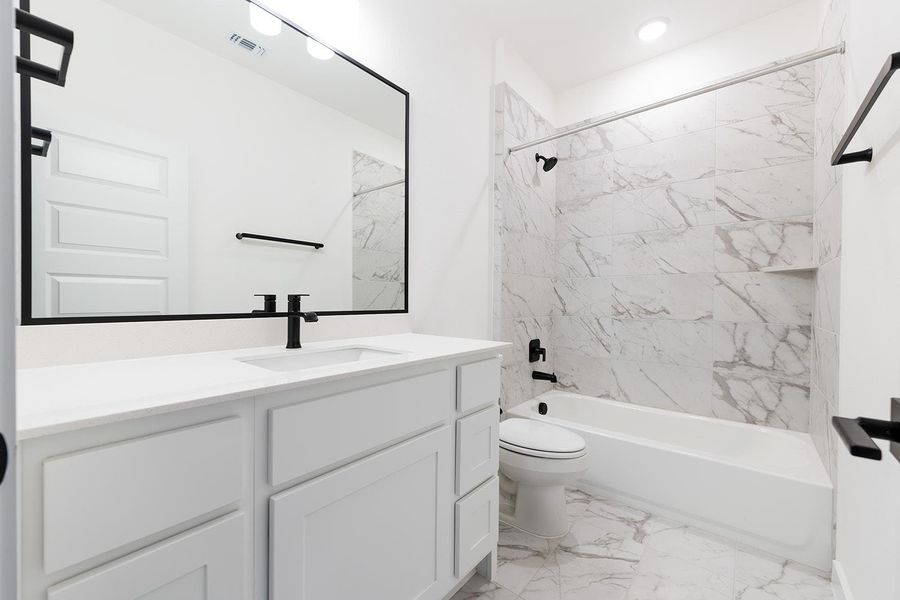 Furnished interior view inside a new home in Rough Hollow The District, Lakeway (Image 11). Furnished interior view inside a new home in Rough Hollow The District, Lakeway (Image 11).