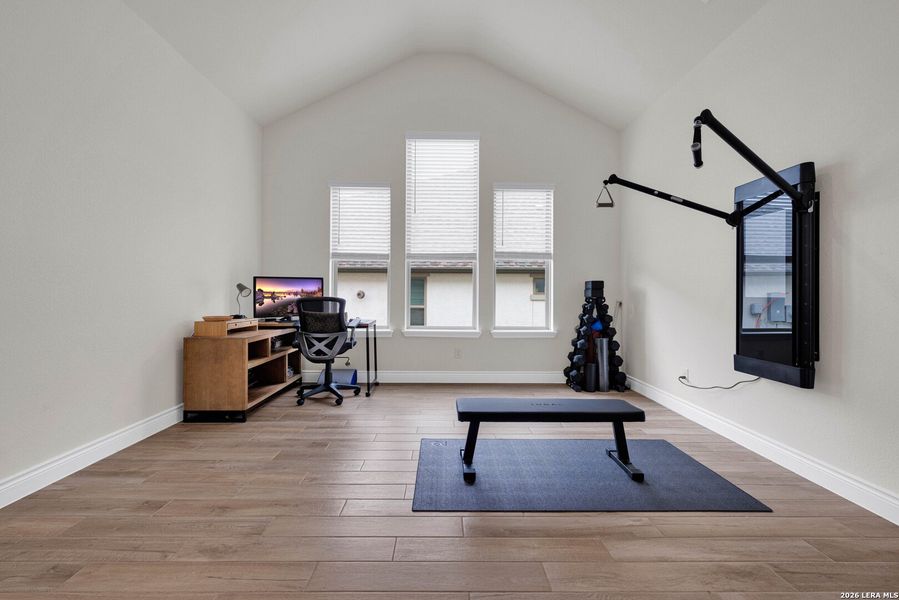 Furnished interior view inside a new home in , Boerne (Image 6).