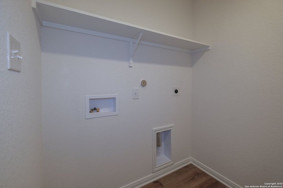 Image 37 of a home in Hunters Ranch. Image 37 of a home in Hunters Ranch.