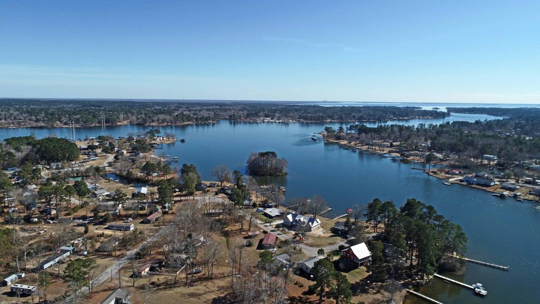 Image 56 of a home in .