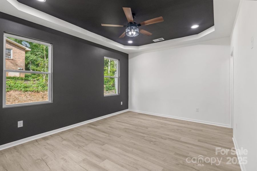 Spacious, unfurnished interior of a new home in , Shelby (Image 21).