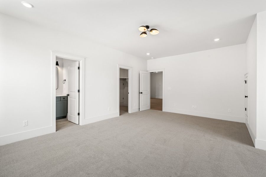 5,377sf New Home in Thompson's Station, TN.  - Slide 44