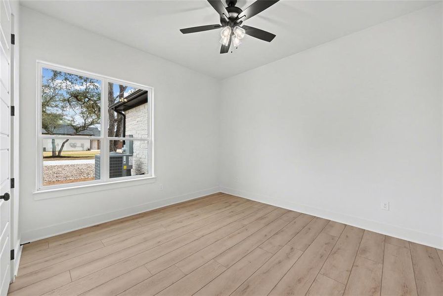 Spacious, unfurnished interior of a new home in , Temple (Image 22).