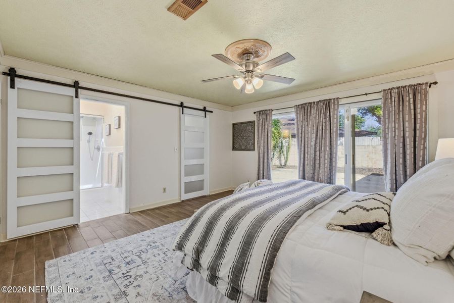 Furnished interior view inside a new home in , Jacksonville (Image 16).