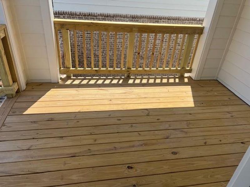 Image 36 of a home in Palisades Single Family.