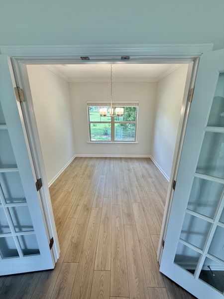 Spacious, unfurnished interior of a new home in Stone Fort Meadows, Manchester (Image 6).