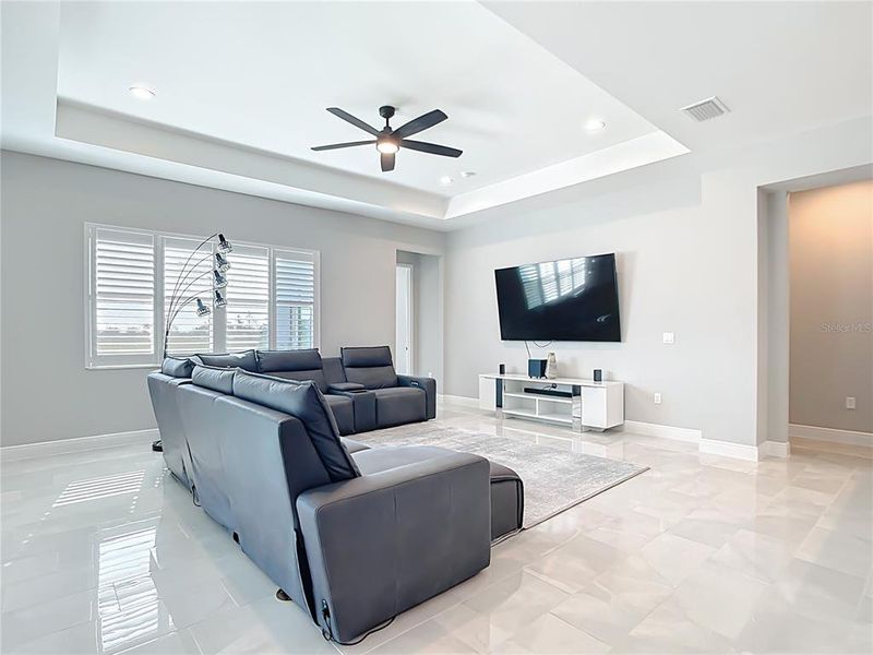 Furnished interior view inside a new home in Hampton Lakes, Sarasota (Image 33). Furnished interior view inside a new home in Hampton Lakes, Sarasota (Image 33).