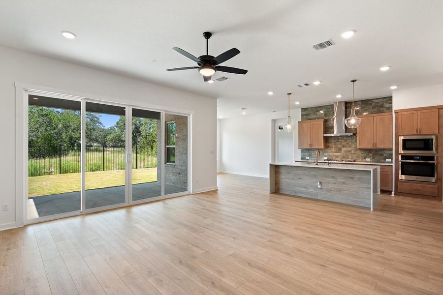 Spacious, unfurnished interior of a new home in Capitol Collection at Lariat, Liberty Hill (Image 26).