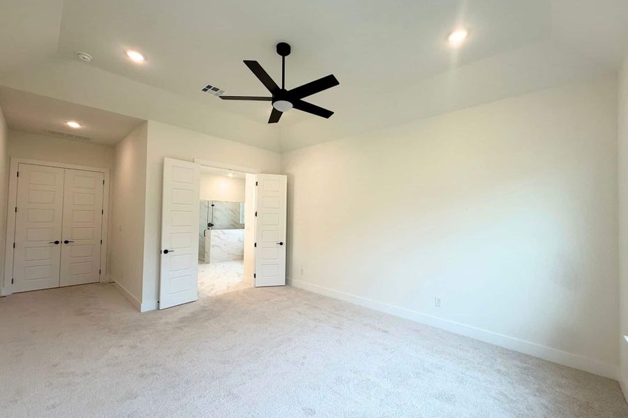 Spacious, unfurnished interior of a new home in Heights at San Gabriel, Georgetown (Image 20).