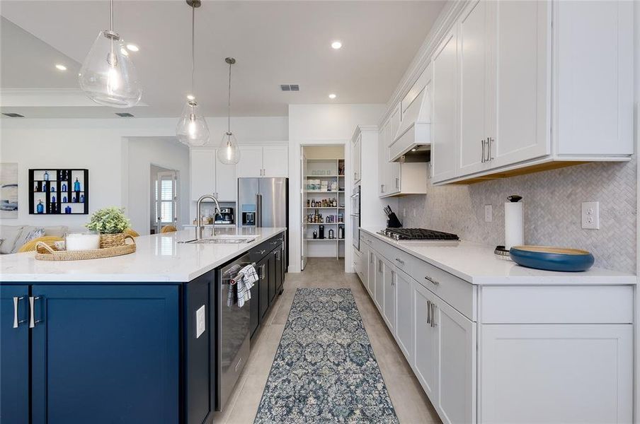 Furnished interior view inside a new home in , Englewood (Image 52).