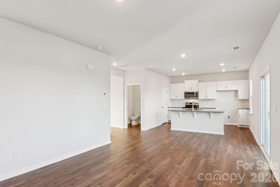 Spacious, unfurnished interior of a new home in Rydele Heights, Asheville (Image 26).