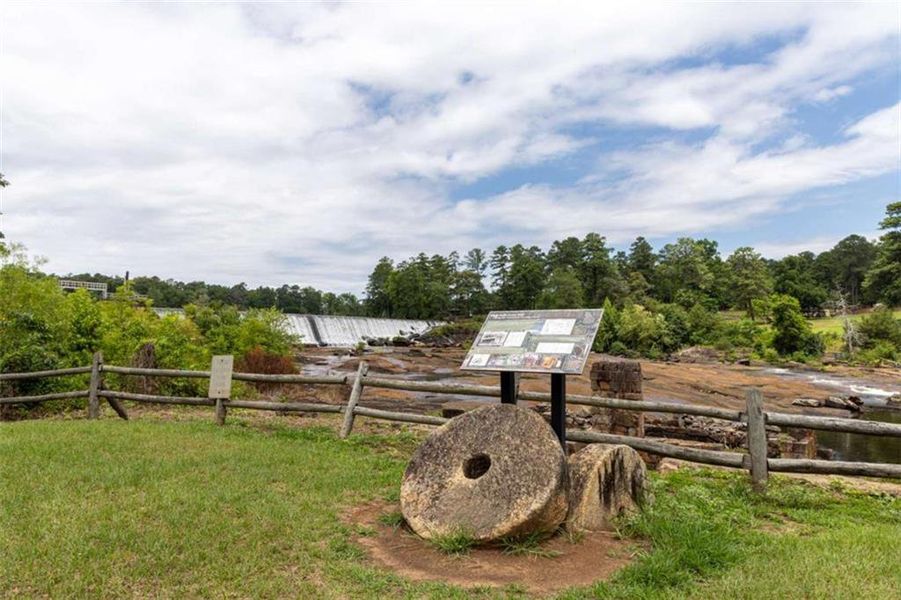 Image 11 of a home in River Oaks. Image 11 of a home in River Oaks.