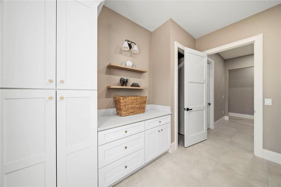 Furnished interior view inside a new home in , Alpharetta (Image 40).