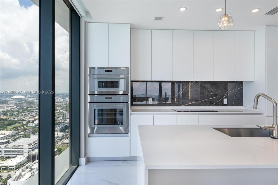 Image 75 of a home in .