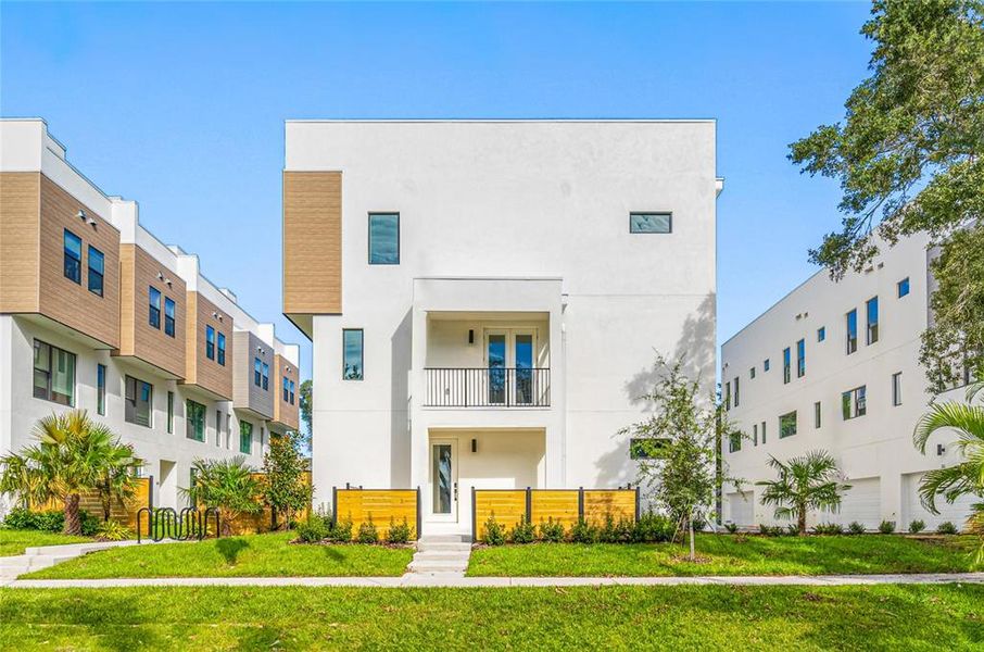 Image 51 of a home in Alante. Image 51 of a home in Alante.
