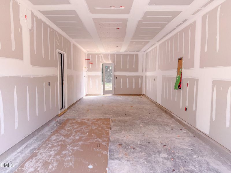 9EA4DD6B-EC05-46C1-99FF-0D394958BFF4