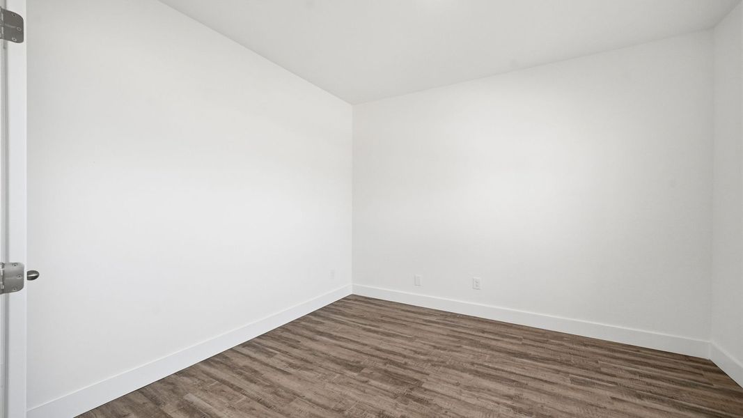 Spacious, unfurnished interior of a new home in The Hideaway at Fox Meadows, Bluff City (Image 13).