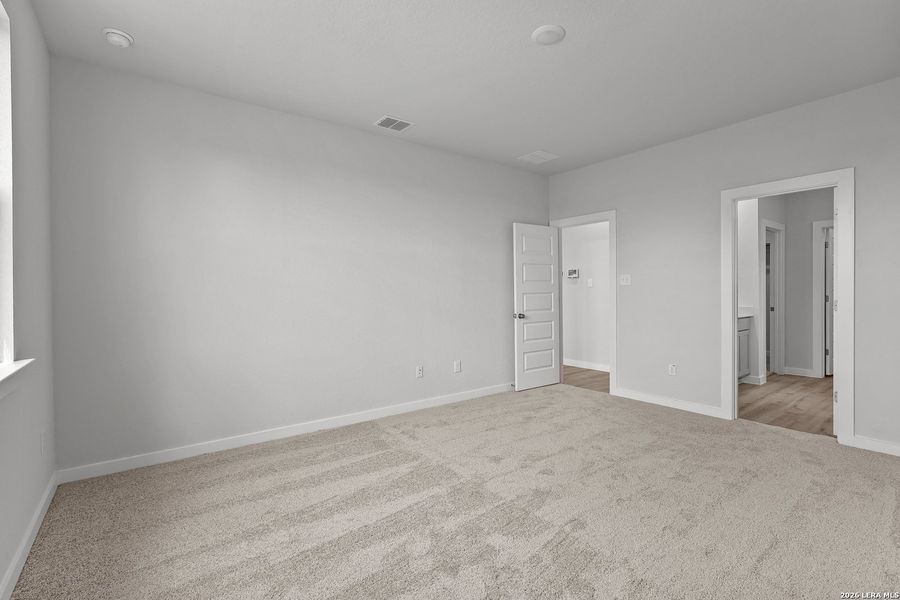 Spacious, unfurnished interior of a new home in Garden Grove, San Antonio (Image 34). Spacious, unfurnished interior of a new home in Garden Grove, San Antonio (Image 34).