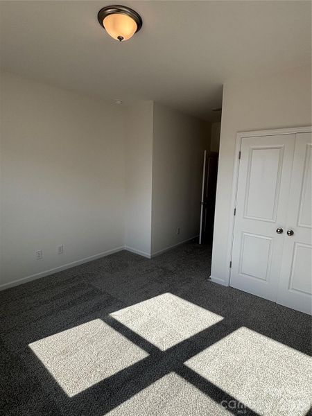 Main level guest suite