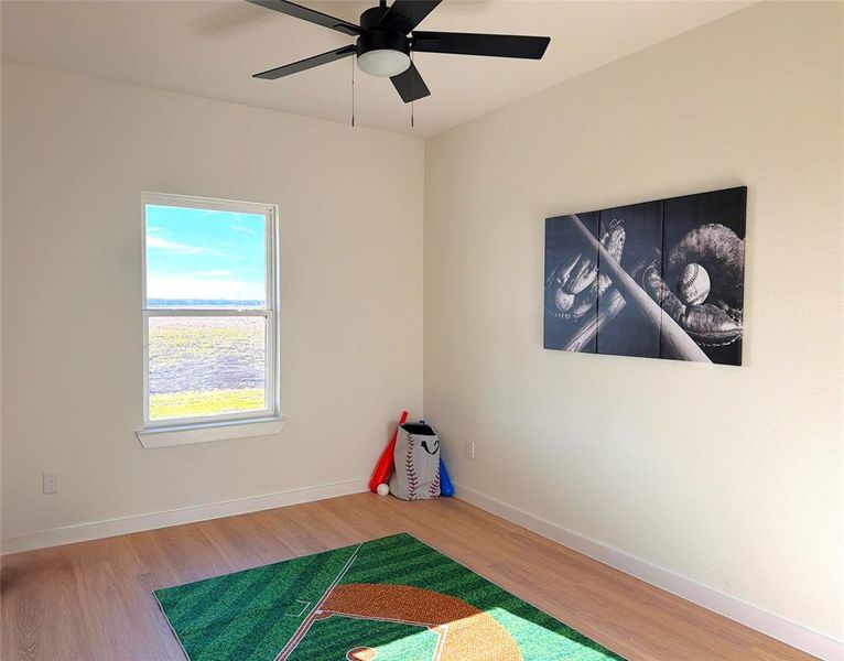 Spacious, unfurnished interior of a new home in , Waxahachie (Image 22).