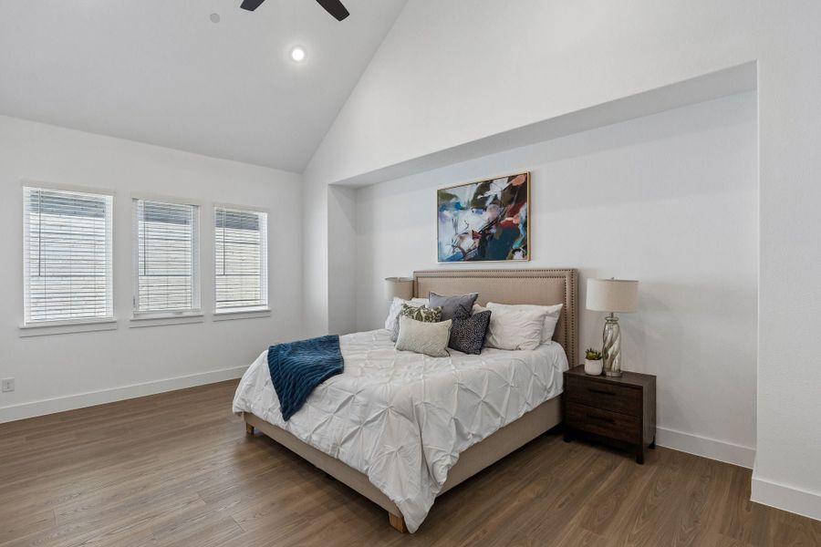 Representative furnished interior of a home built from the Roosevelt by Centre Living Homes in Newman Village Townhomes, Frisco (Image 16).