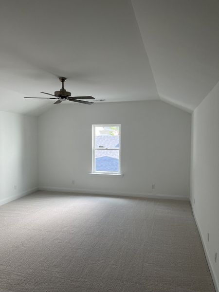 Spacious, unfurnished interior of a new home in Heritage Walk, Chattanooga (Image 14).