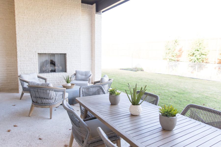 Representative exterior details of a home built from the 6011 by Tradition Homes in Mustang Lakes, McKinney (Image 3).