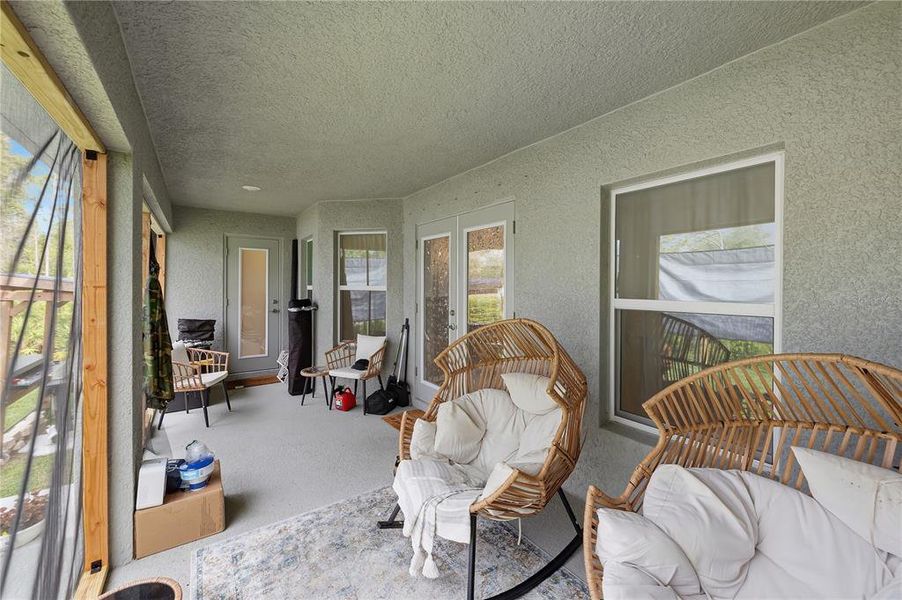 Exterior details and patio area of a home in , Port Charlotte (Image 24).
