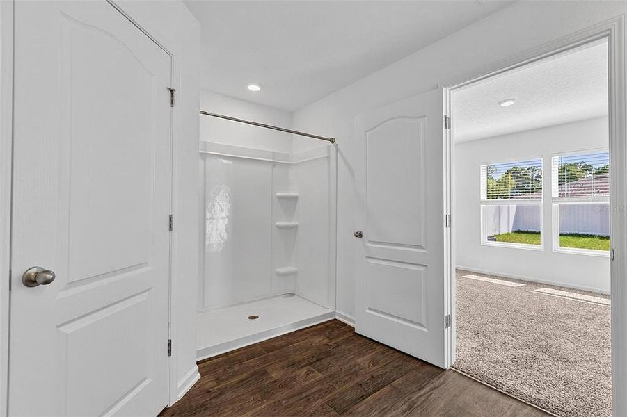Spacious, unfurnished interior of a new home in , Palm Coast (Image 20).