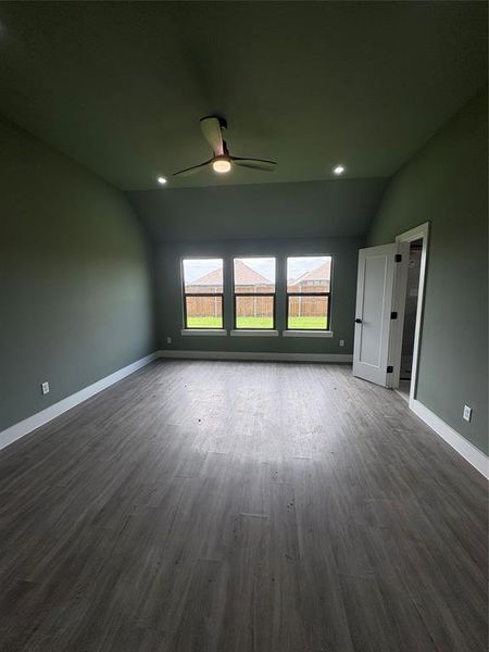Spacious, unfurnished interior of a new home in Stillwater Lake Estates, Godley (Image 10). Spacious, unfurnished interior of a new home in Stillwater Lake Estates, Godley (Image 10).
