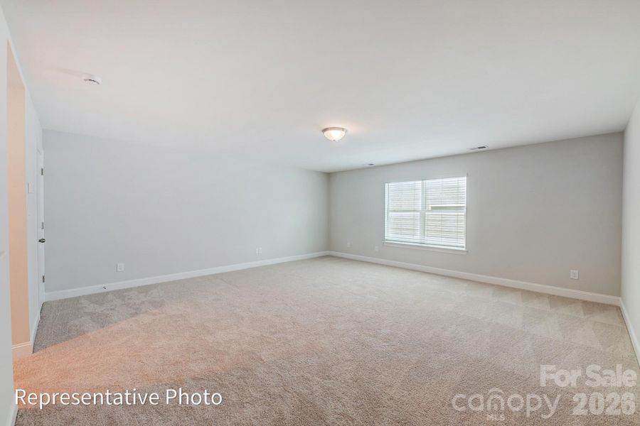 Spacious, unfurnished interior of a new home in Heritage - 55+ Community, Indian Trail (Image 23).
