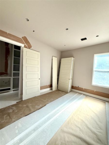 One of the secondary bedrooms