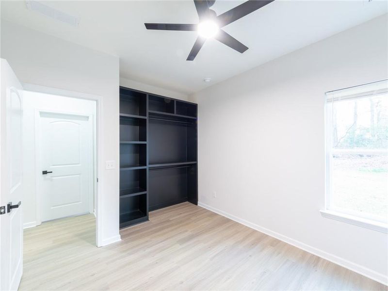 Spacious, unfurnished interior of a new home in , Cartersville (Image 19).
