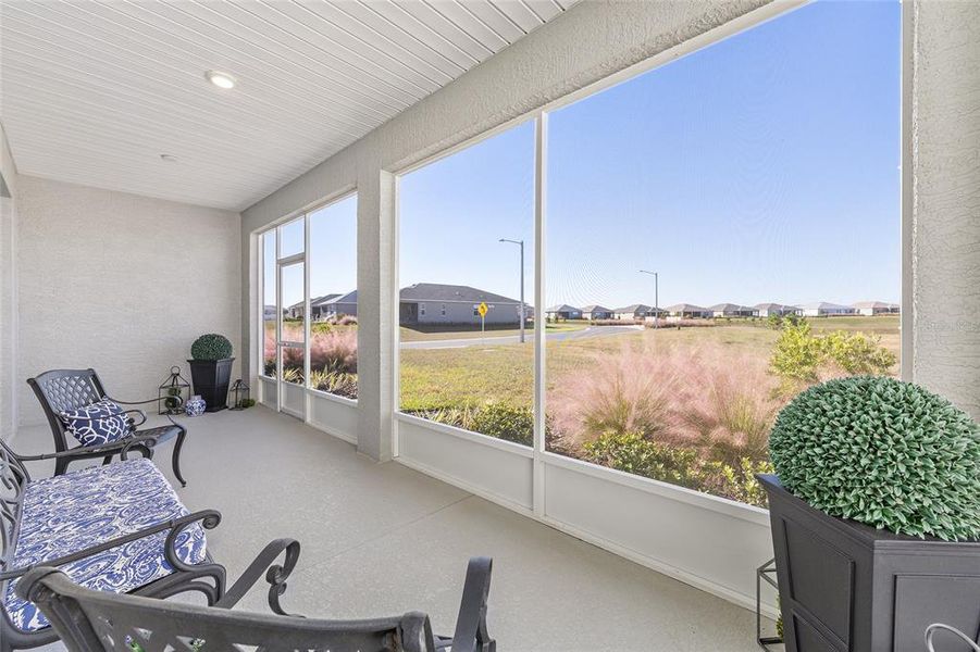 Exterior details and patio area of a home in , Ocala (Image 3).
