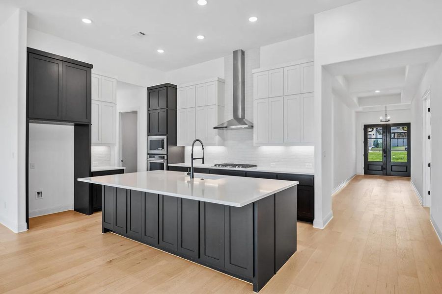 Huntley II C kitchen