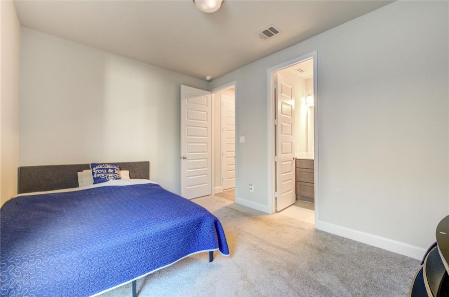 Furnished interior view inside a new home in , Katy (Image 10).