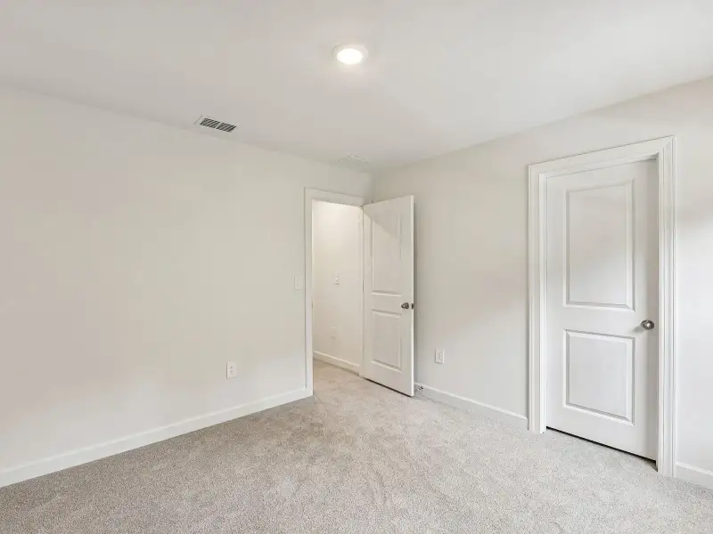 Spacious, unfurnished interior of a new home in Nolen Farm, Gastonia (Image 18). Spacious, unfurnished interior of a new home in Nolen Farm, Gastonia (Image 18).