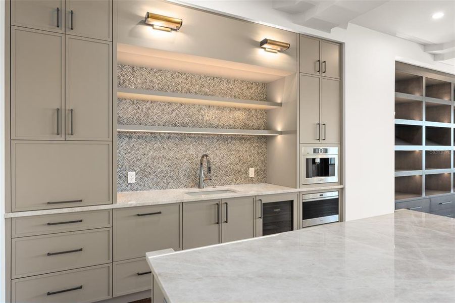 Furnished interior view inside a new home in , Windermere (Image 15).